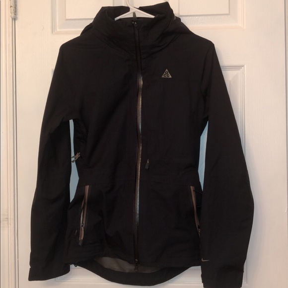 Nike Acg Jackets Coats Black Nike Acg Goretex Jacket Size Xs Poshmark